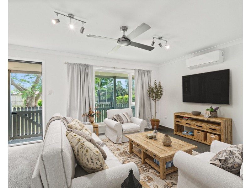 6 Stocks Lane, Walloon QLD 4306