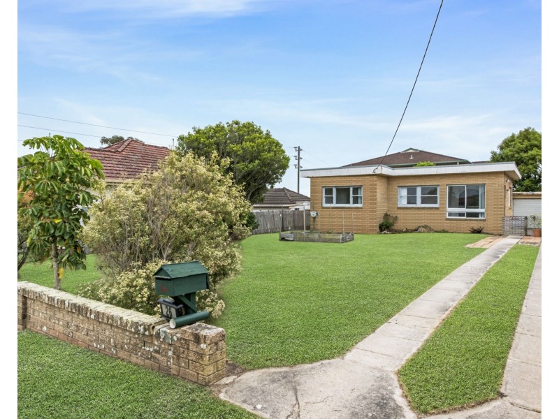 26 Battley Avenue, The Entrance NSW 2261