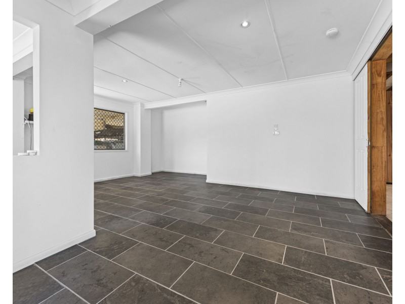 201 Redland Bay Road, Capalaba QLD 4157