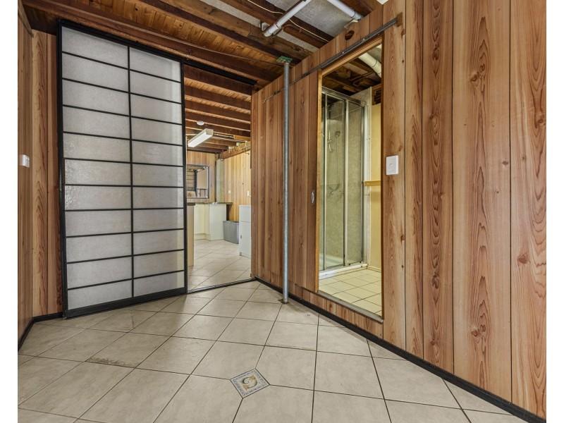 201 Redland Bay Road, Capalaba QLD 4157