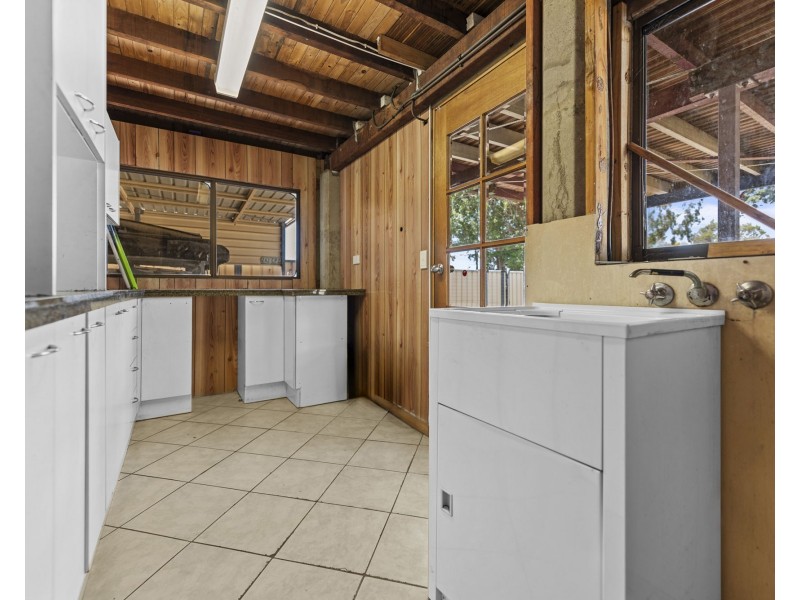 201 Redland Bay Road, Capalaba QLD 4157