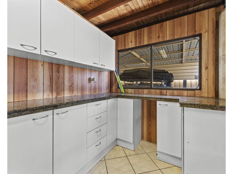 201 Redland Bay Road, Capalaba QLD 4157