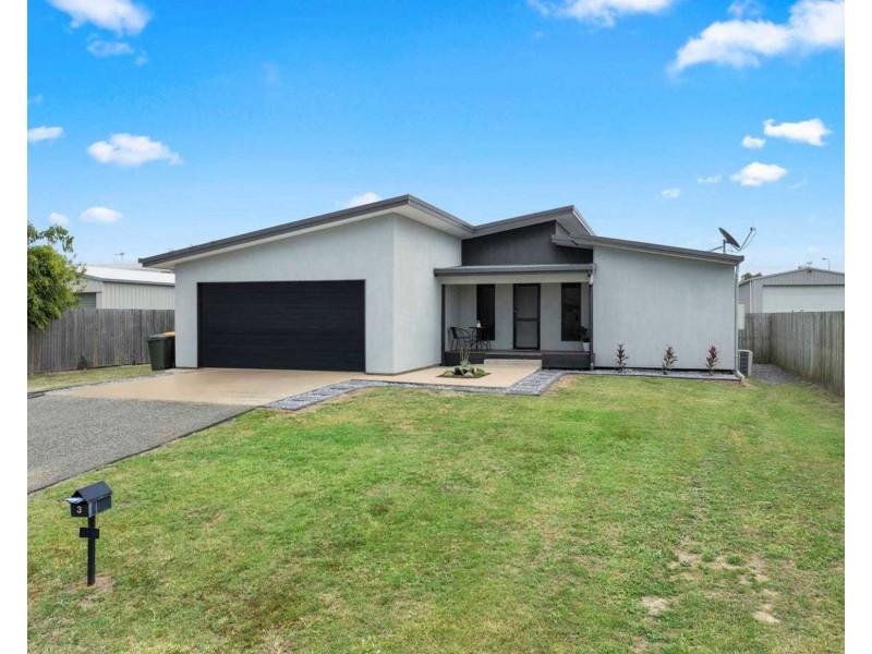 3 Avalon Street, Burnett Heads QLD 4670
