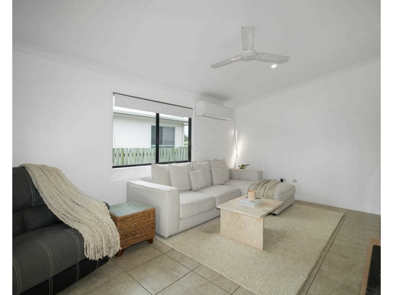 3 Avalon Street, Burnett Heads QLD 4670