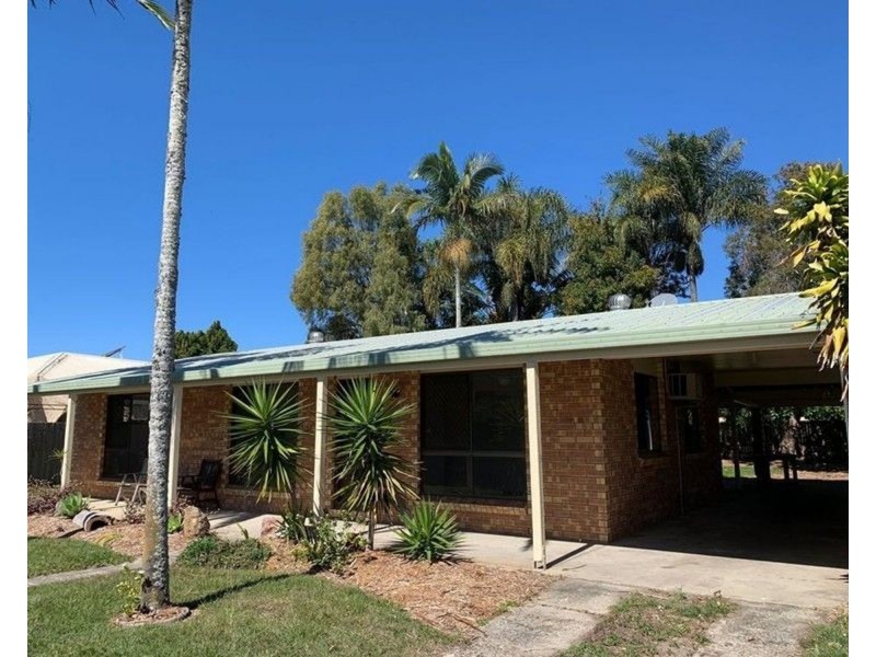 16 Gillian Street, Beachmere QLD 4510
