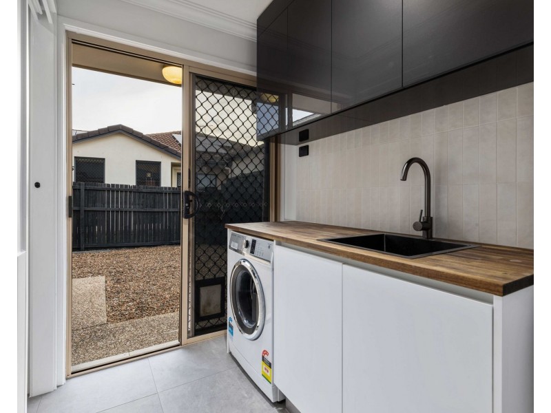 24 Everest Street, Warner QLD 4500