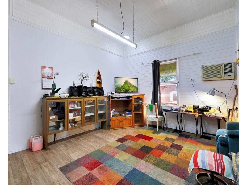 31 Pitt Street, Bundaberg South QLD 4670