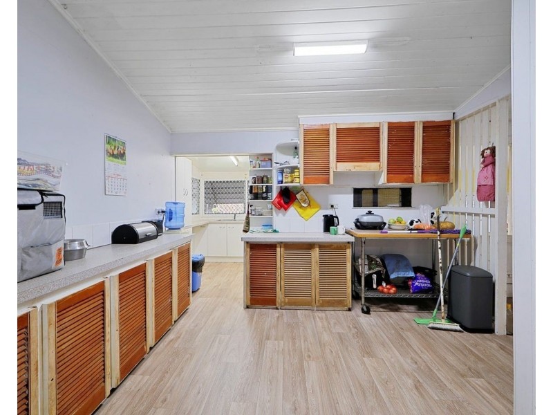 31 Pitt Street, Bundaberg South QLD 4670