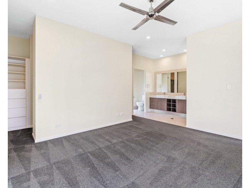 34 Phaeton Street, Upper Coomera QLD 4209