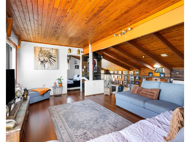 18 Booker Parade, Golden Beach QLD 4551