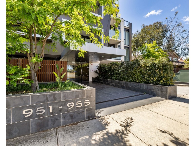 212/951-955 Dandenong Road, Malvern East VIC 3145