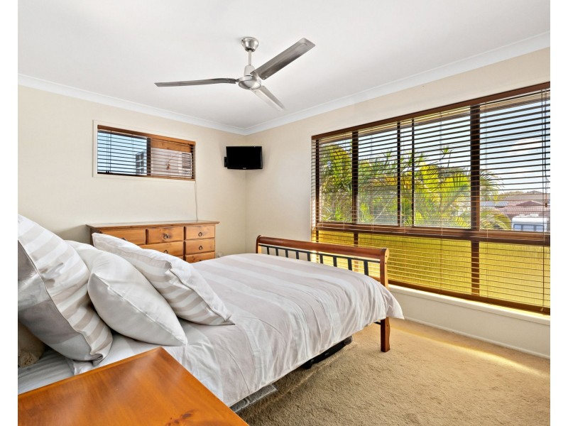 12 Guards Street, Bray Park QLD 4500