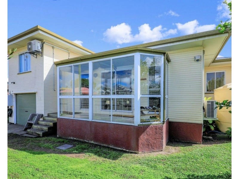65 Burnett Street, Bundaberg South QLD 4670
