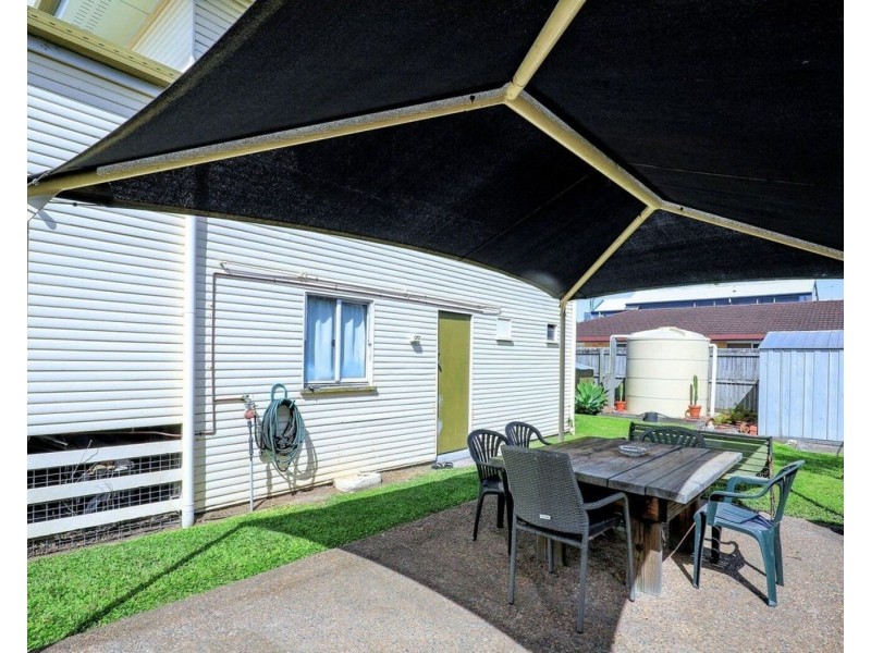 65 Burnett Street, Bundaberg South QLD 4670