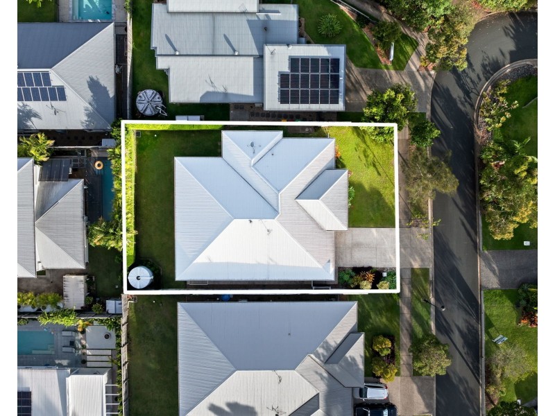 12 Agathis Place, Noosaville QLD 4566