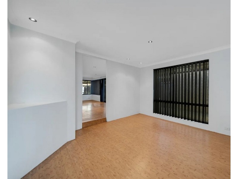 23 Vaucluse Crescent, Ellenbrook WA 6069