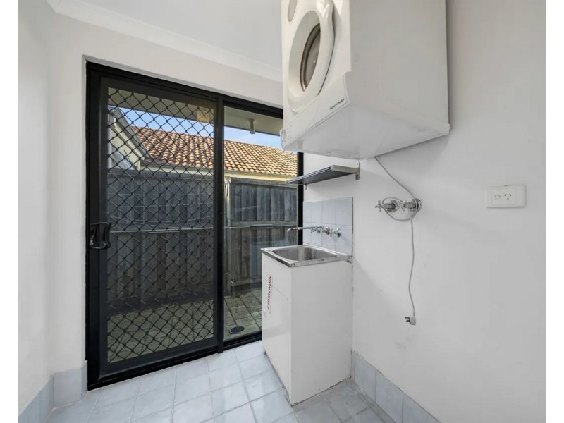 23 Vaucluse Crescent, Ellenbrook WA 6069