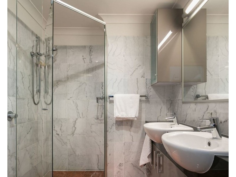 2/34 Highlands Street, Albion QLD 4010