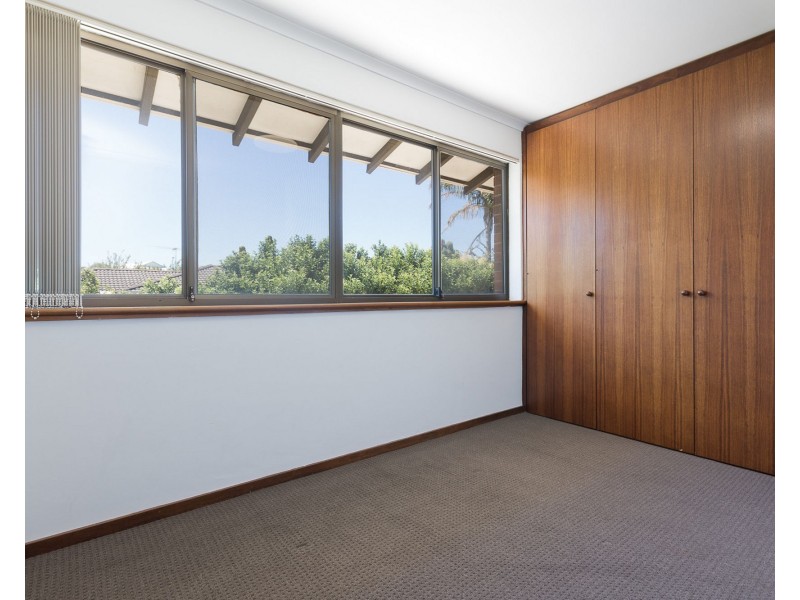 3/10 Leonora Street, Como WA 6152