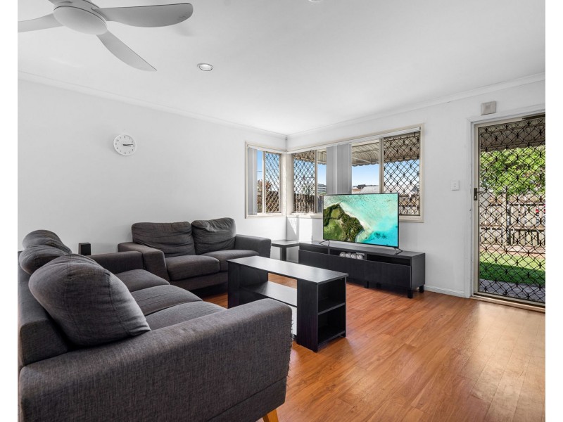 2/11 Andrew Street, Wynnum QLD 4178