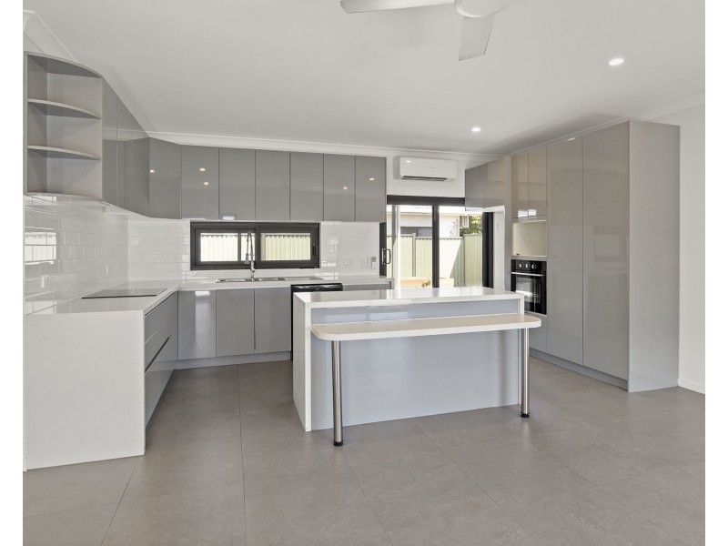 2 LaTrobe Close, Trinity Park QLD 4879