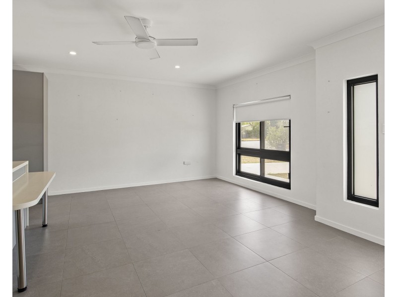 2 LaTrobe Close, Trinity Park QLD 4879