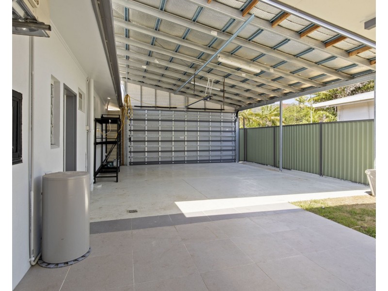 2 LaTrobe Close, Trinity Park QLD 4879