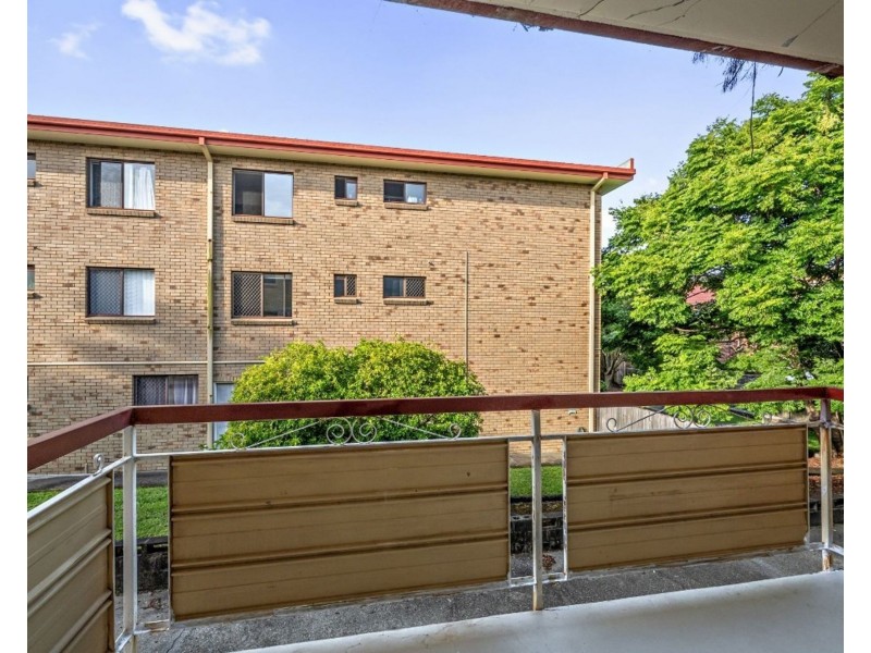 2/27 Stuckey Road, Clayfield QLD 4011