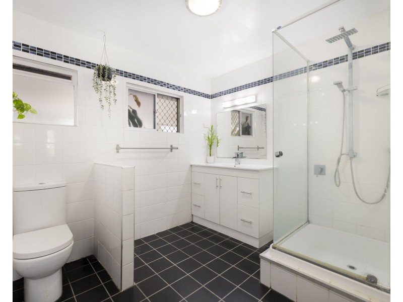 40 Rinnicrew Street, Bracken Ridge QLD 4017