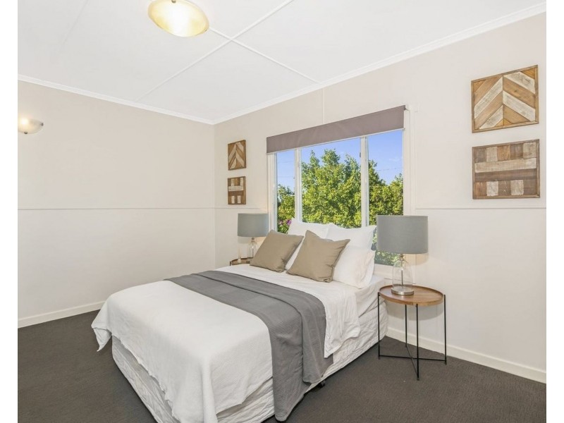 92 Patricks Road, Arana Hills QLD 4054