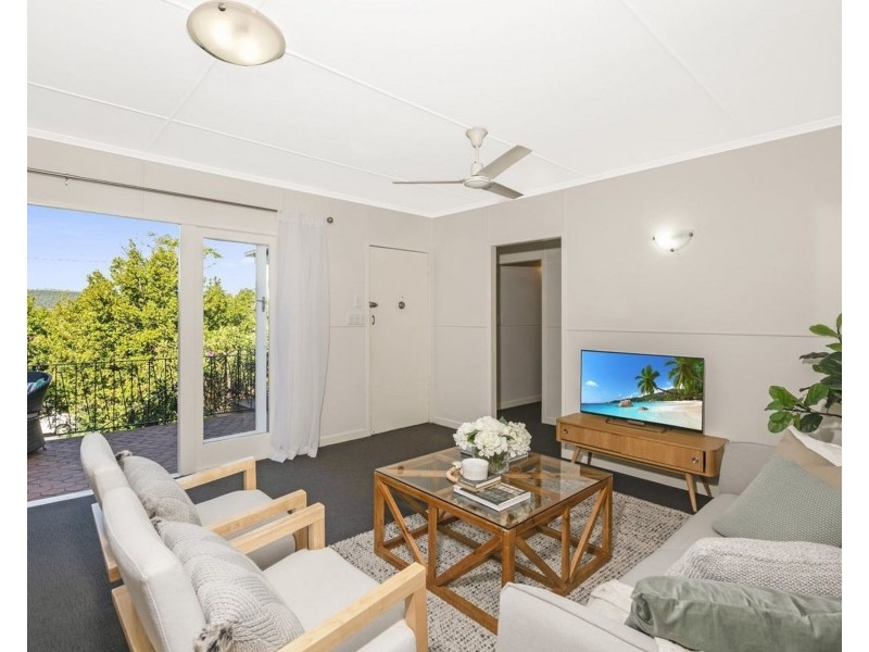 92 Patricks Road, Arana Hills QLD 4054