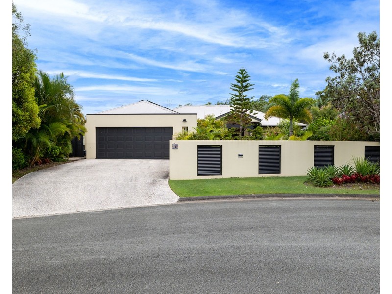 17 Undanbi Place, Pelican Waters QLD 4551