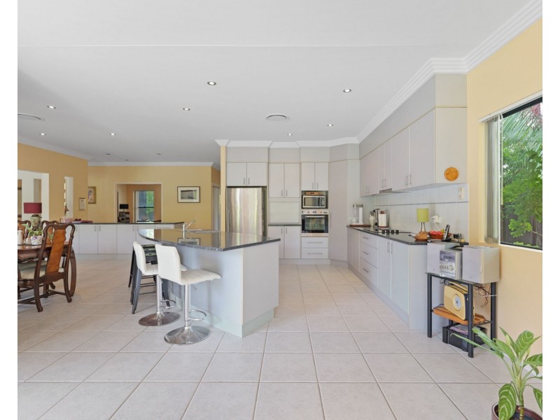 17 Undanbi Place, Pelican Waters QLD 4551