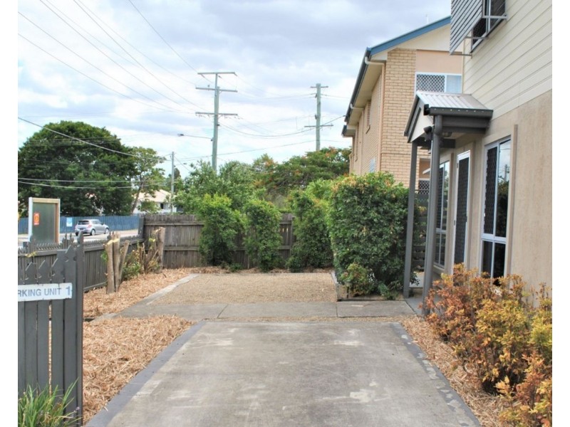 1/19 Bergin Street, Booval QLD 4304
