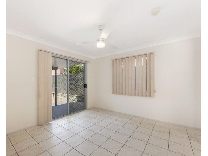 1/19 Bergin Street, Booval QLD 4304