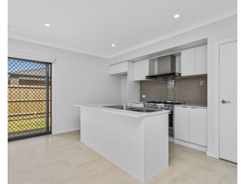 10 Marlena Street, Truganina VIC 3029