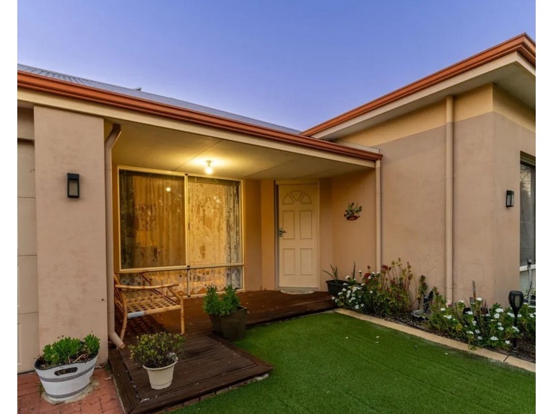 26 Vasse Gardens, Ellenbrook WA 6069