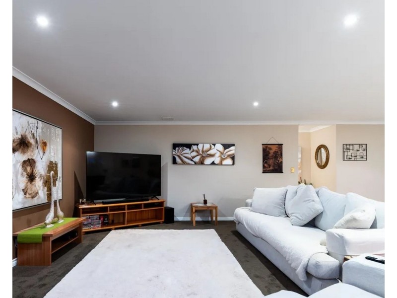 26 Vasse Gardens, Ellenbrook WA 6069