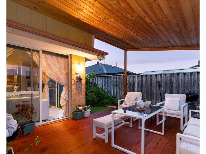 26 Vasse Gardens, Ellenbrook WA 6069