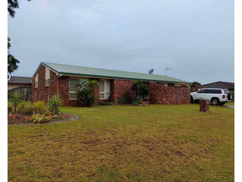 2 Southern Cross Drive, Avoca QLD 4670