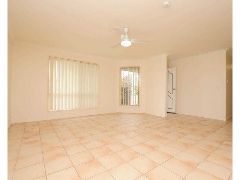 2 Southern Cross Drive, Avoca QLD 4670