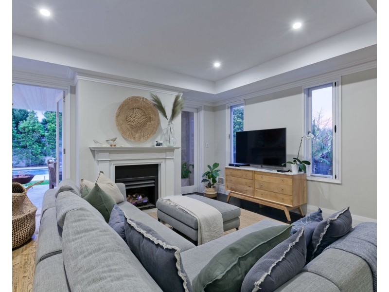 99 Clement Street, Swanbourne WA 6010