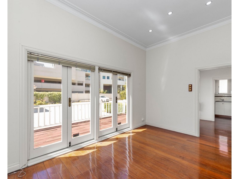 15 Bowman Street, South Perth WA 6151