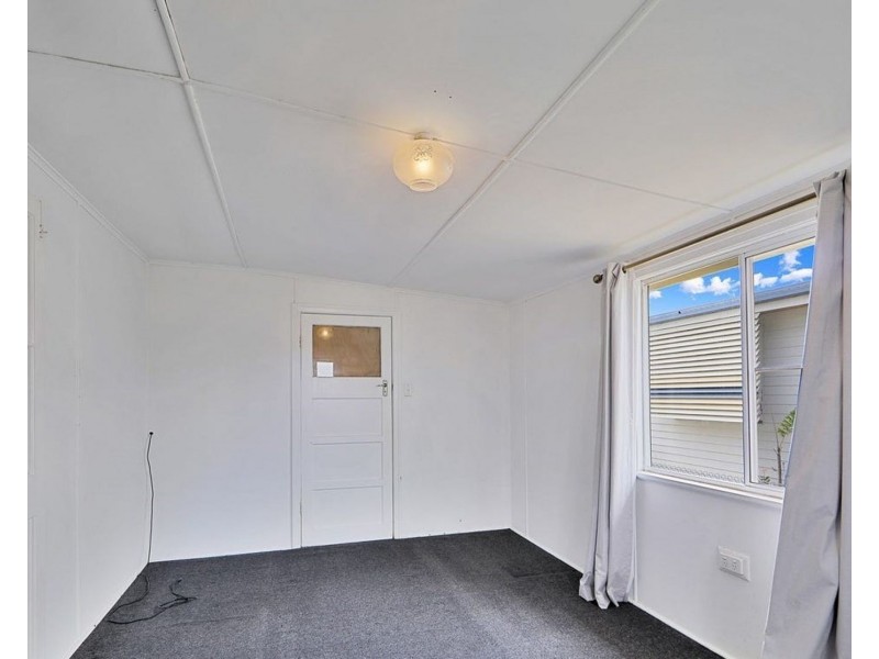 3 Aberdeen Street, Bundaberg South QLD 4670