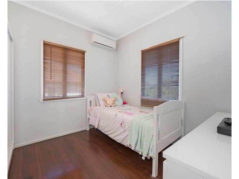 28 Glebe Street, Gordon Park QLD 4031