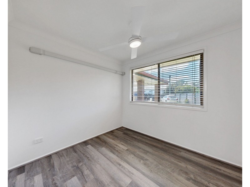 1/5 Grove Crescent, Beachmere QLD 4510