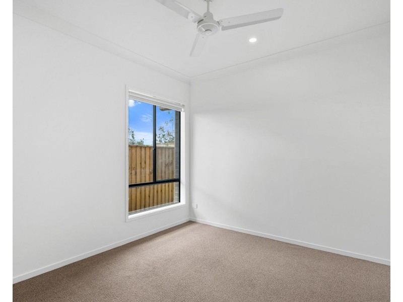 92 Soho Drive, Deebing Heights QLD 4306