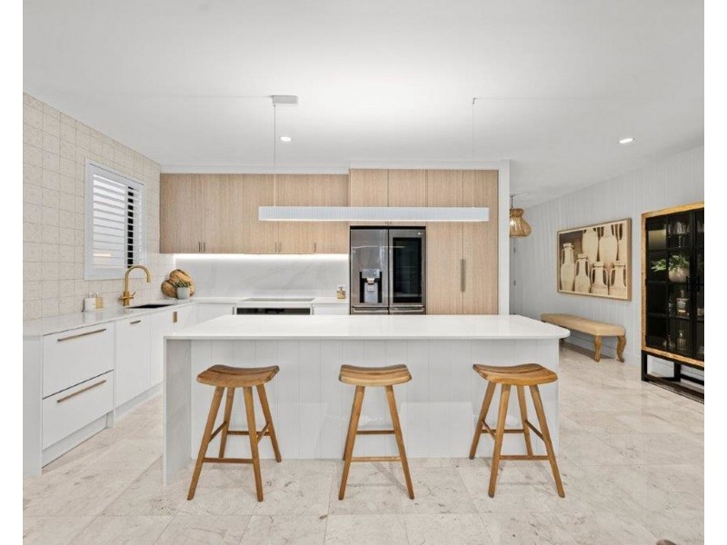 9/3-5 Beach Parade, Surfers Paradise QLD 4217