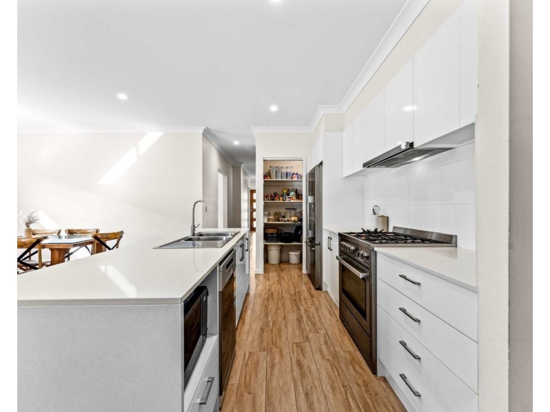 23 Sprite Way, Brassall QLD 4305