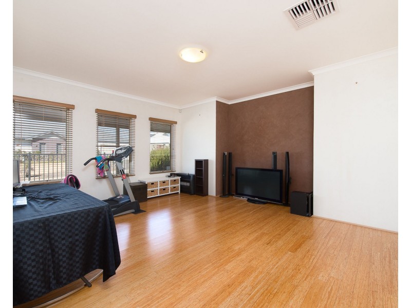 25 Bluebush Avenue, Beeliar WA 6164